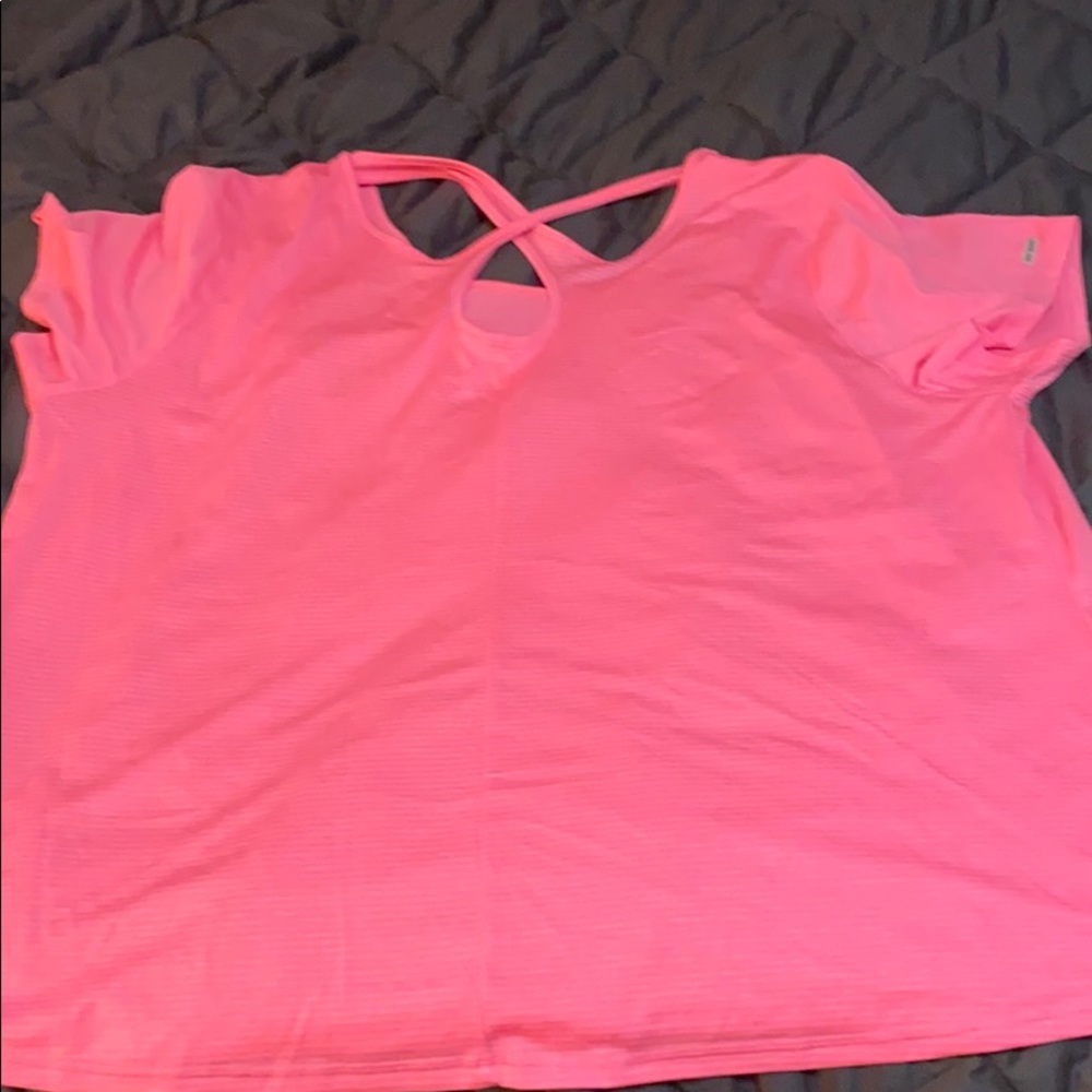 Workout Tank - Picture 2 of 4